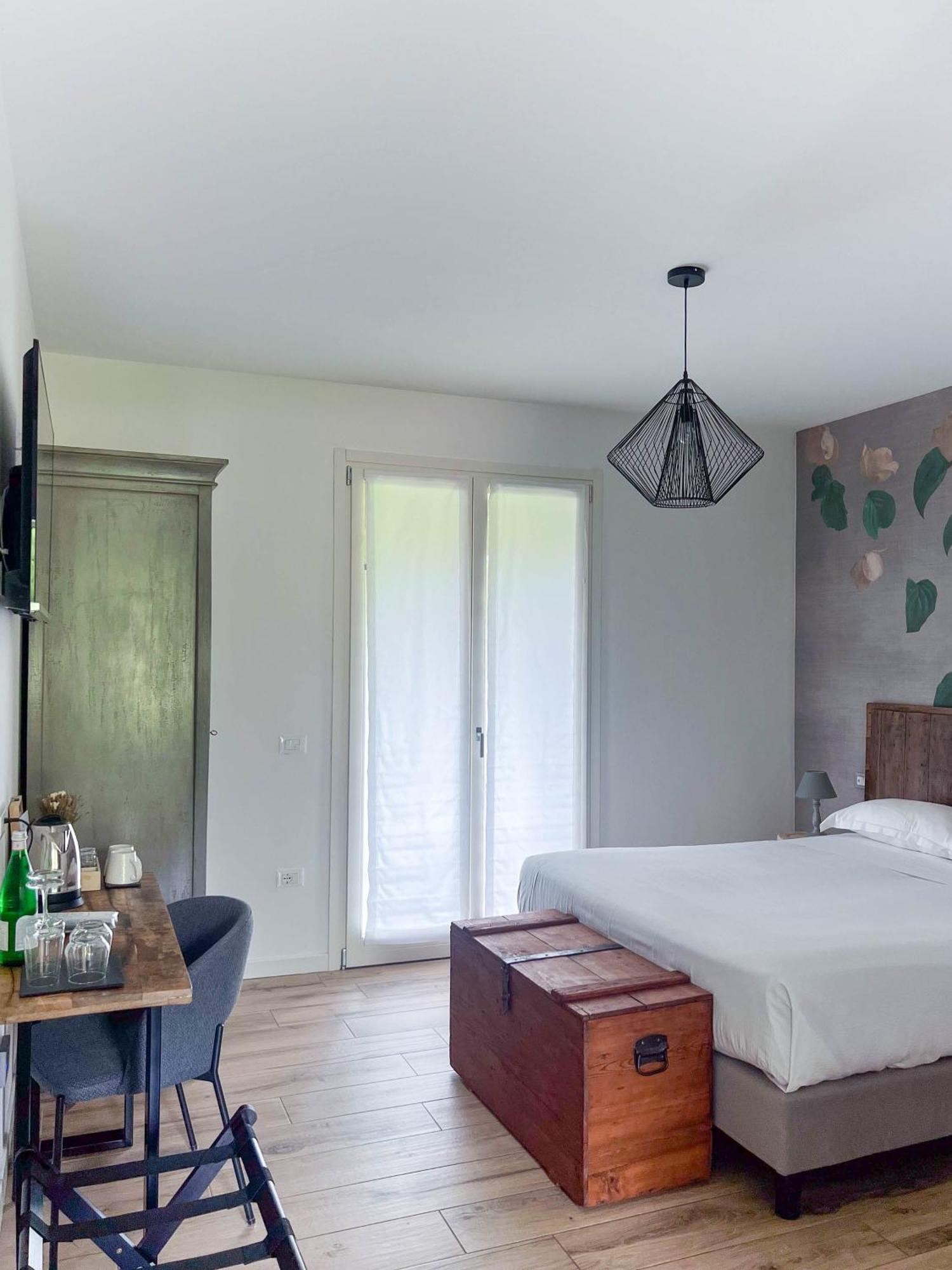 Bed And Breakfast Le Giale Castelnuovo del Garda Quarto foto